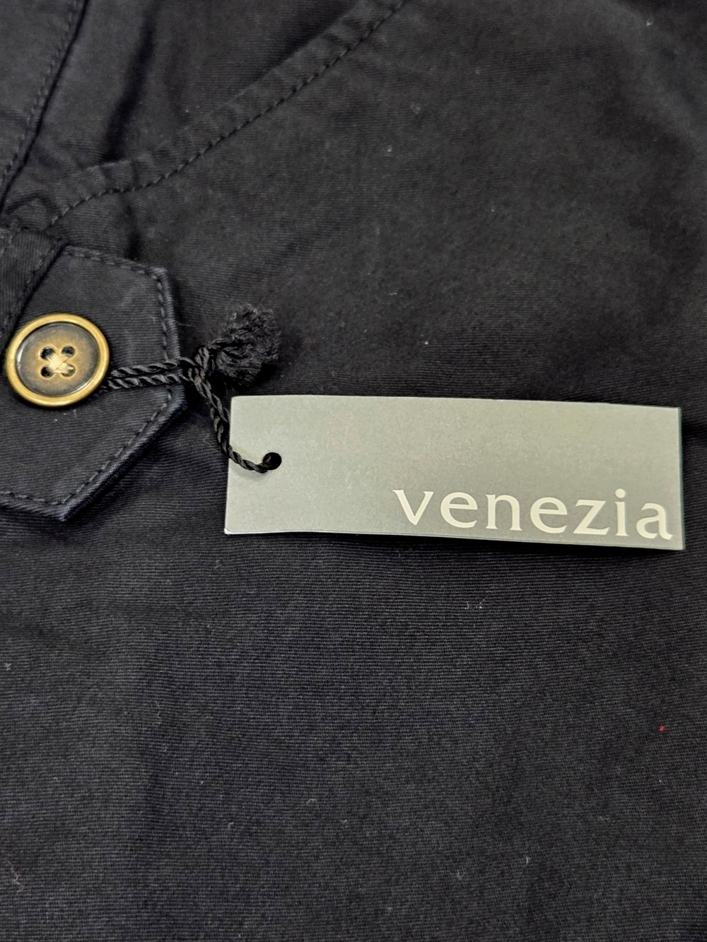 Venezia Black Cuffed Bermuda Shorts with Button Details Size 16 NWT - Picture 6 of 10